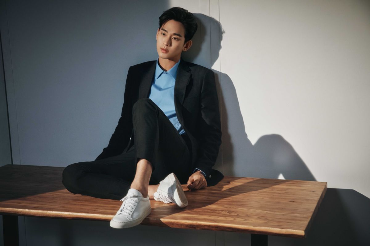 ▲金秀賢睽違5年回歸電視劇，接演《雖然是精神病但沒關係》直呼幸運。（圖／Chun Youngsang for Netflix）