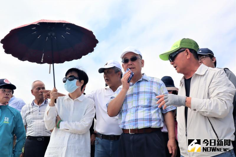 ▲賴峰偉氣的說魏長源之前同意興建,不解為何又立場反覆,賴當場撂下話要記者自己去問魏本人,讓一旁的魏長源顯得相當尷尬。(圖/記者張塵攝,2020.06.12)