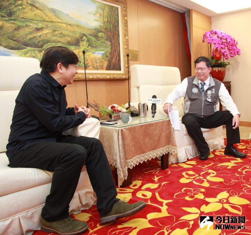 ▲桃園市長鄭文燦接受《NOWnews》專訪時認為,台灣沒辦法單獨的改變中國,要靠全世界的力量,才有可能促使中國來改變。(圖/記者李春台攝影)