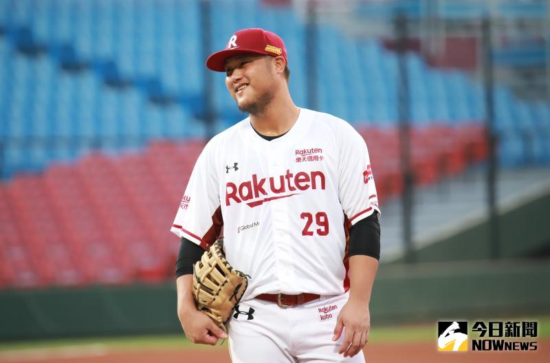 ▲樂天桃猿陳俊秀。(圖/記者葉政勳攝 , 2020.04.19)