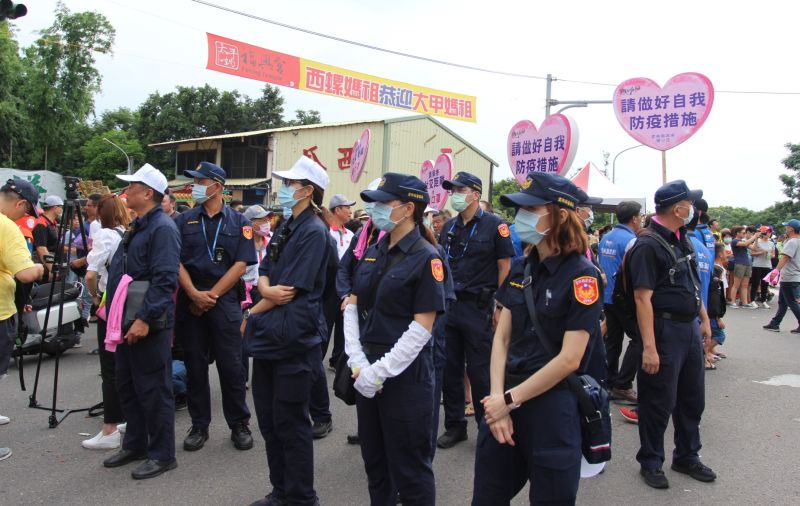 ▲雲林縣警察局西螺警分局不敢掉以輕心派出大批員警維持秩序。（圖／記者簡勇鵬攝，2020.06.13）