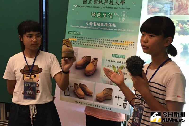 ▲學員運用所學報導。(圖/記者洪佳伶攝,2020.06.13)