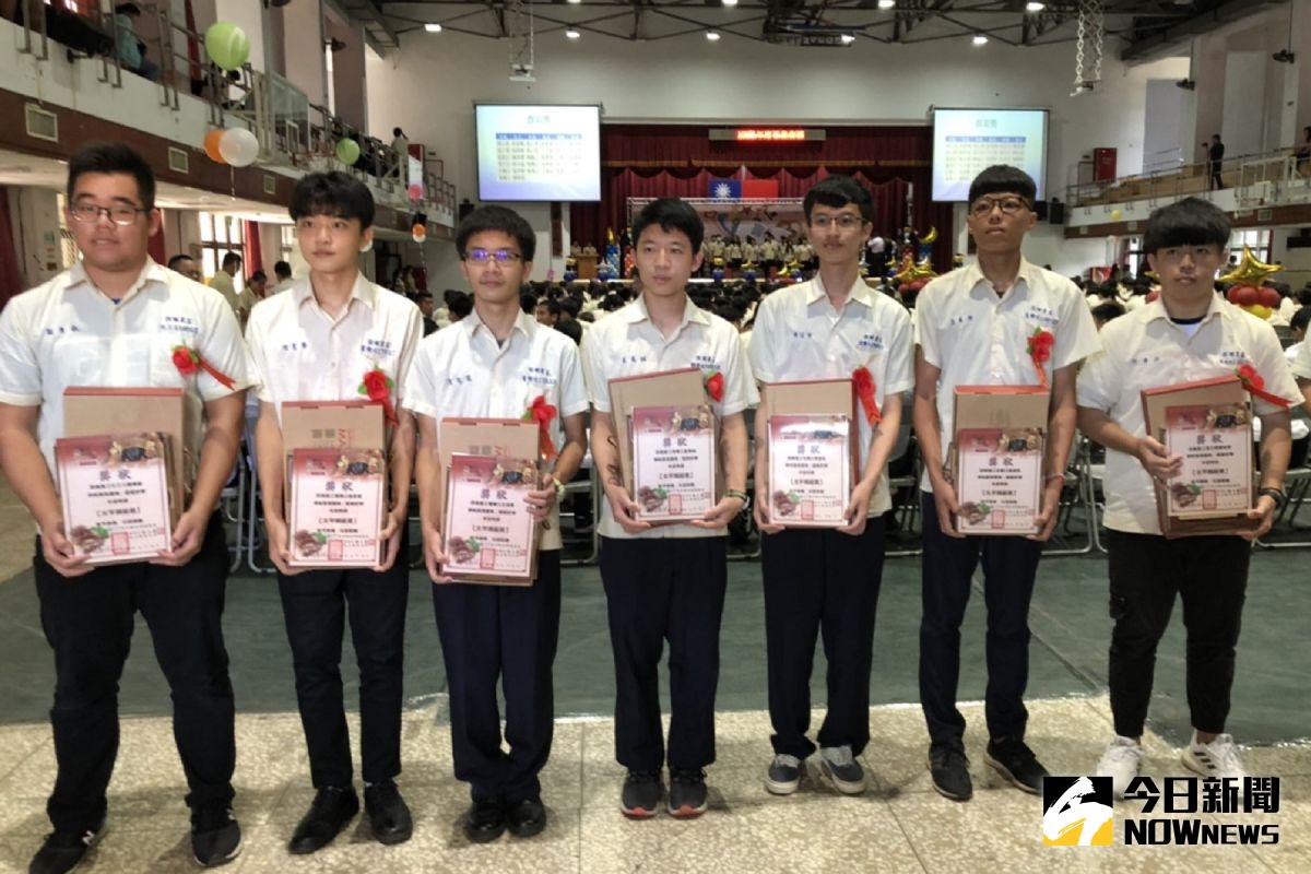 ▲西螺福興宮頒發「太平媽祖獎」。（圖／記者洪佳伶攝,2020.06.15）