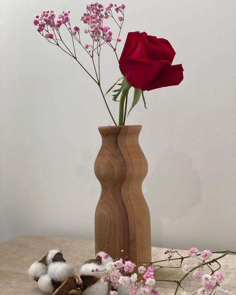 ▲鄧紫棋準備手工花瓶送媽媽。(圖/鄧紫棋IG)