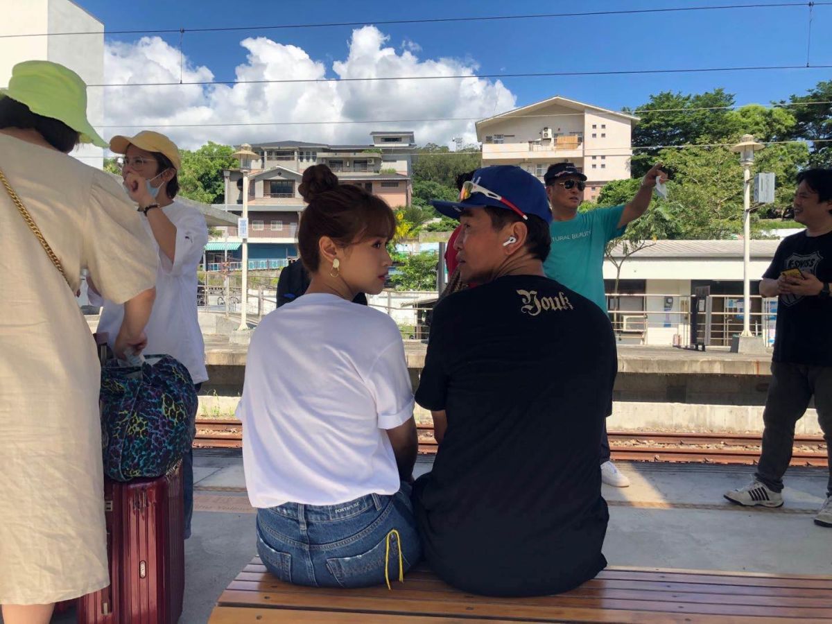 ▲吳宗憲（右）寫下600多字長文對女兒Sandy喊話。（圖／吳宗憲臉書）