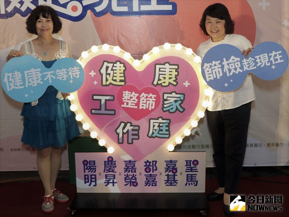 ▲在整篩中篩出大腸癌的翁女士，於活動會場現身說法。（圖／記者郭政隆攝影2020.6.17）