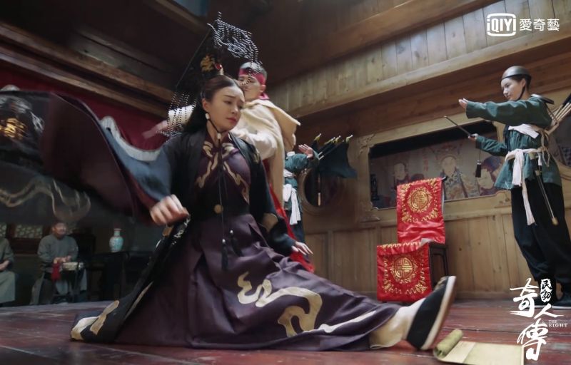 ▲秦嵐劈腿戲。(圖