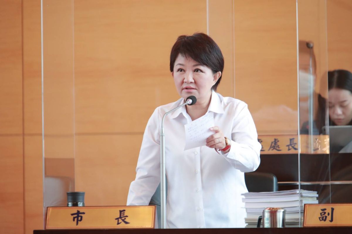 ▲兩名孟加拉台商搭乘包機返台，經採檢確診，未能詳實提供資訊供主管機關調查，中市府衛生局與中央討論後，決議依法開罰6至30萬元。(圖／柳榮俊攝2020.6.18)