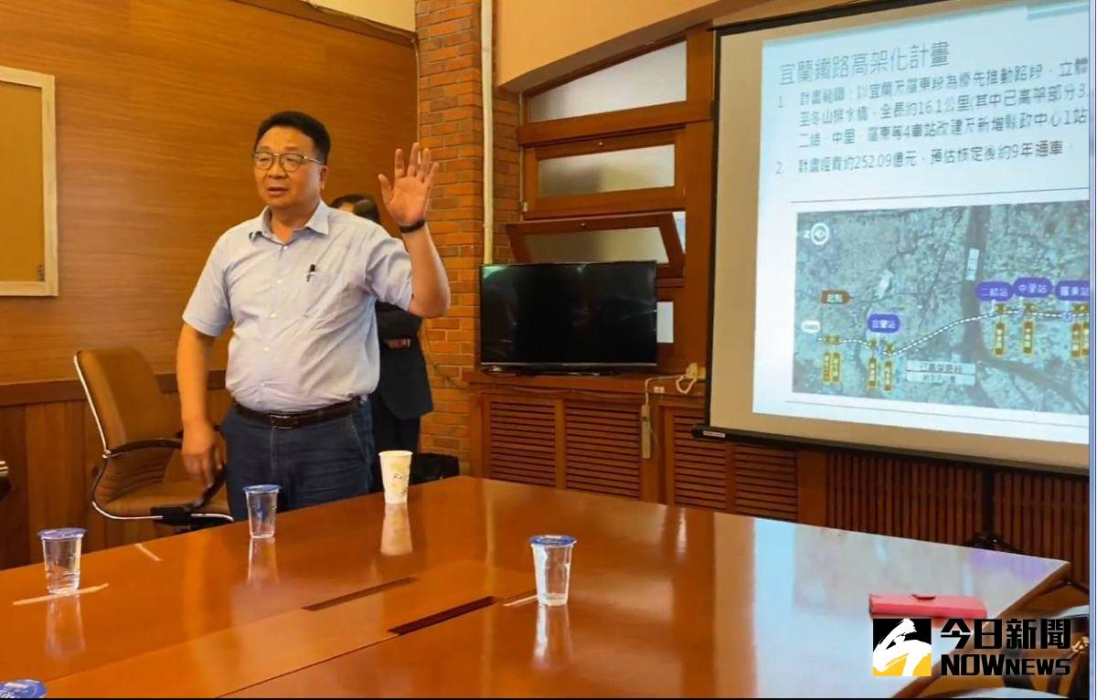 ▲陳歐珀說，下會期他會正式提案爭取宜蘭鐵路高架由中央全額負擔。（圖／記者李清貴攝,2020.06.18)