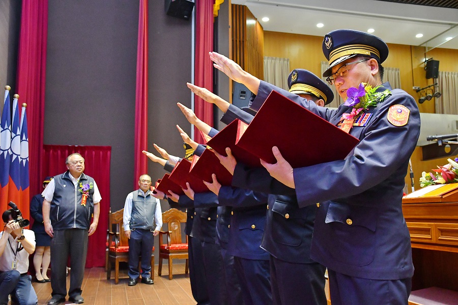 ▲台中市警察局卸、新任分局長、大隊長聯合布達交接典禮。(圖/警局提供)