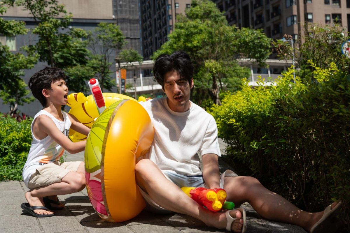 ▲遠雄新未來3  首發地產APP手遊「A7未來探險島」 大人小孩一起玩。（圖／遠雄提供）