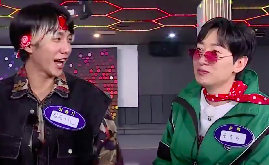 ▲銀赫（右）一直爆料李昇基祕密。（圖／翻攝SBS）
