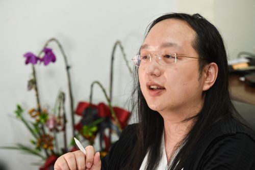 ▲唐鳳2016年任職行政院政務委員時年僅35歲,是行政院有史以來最年輕的政務委員。(圖/記者陳明安攝) ▲唐鳳2016年任職行政院政務委員時年僅35歲,是行政院有史以來最年輕的政務委員。(圖/記者陳明安攝)