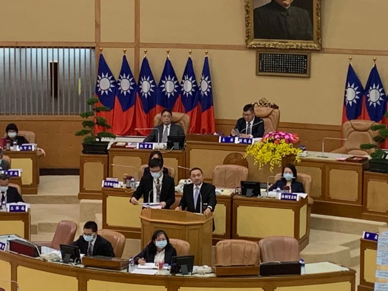 ▲會不會輔選高雄市長,侯則說市政行程之餘,如果有餘力會扮演好黨員角色。(圖/記者宋原彰攝,2020.06.24)