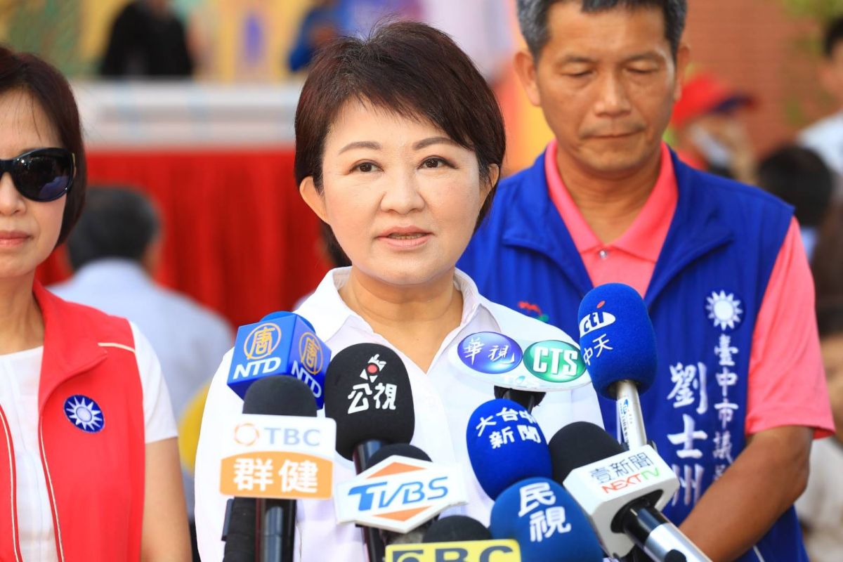 ▲台中火力發電廠重啟2號機組，市長盧秀燕表示，國營事業知法犯法，裁罰200萬元(圖／柳榮俊翻攝2020.6.25)