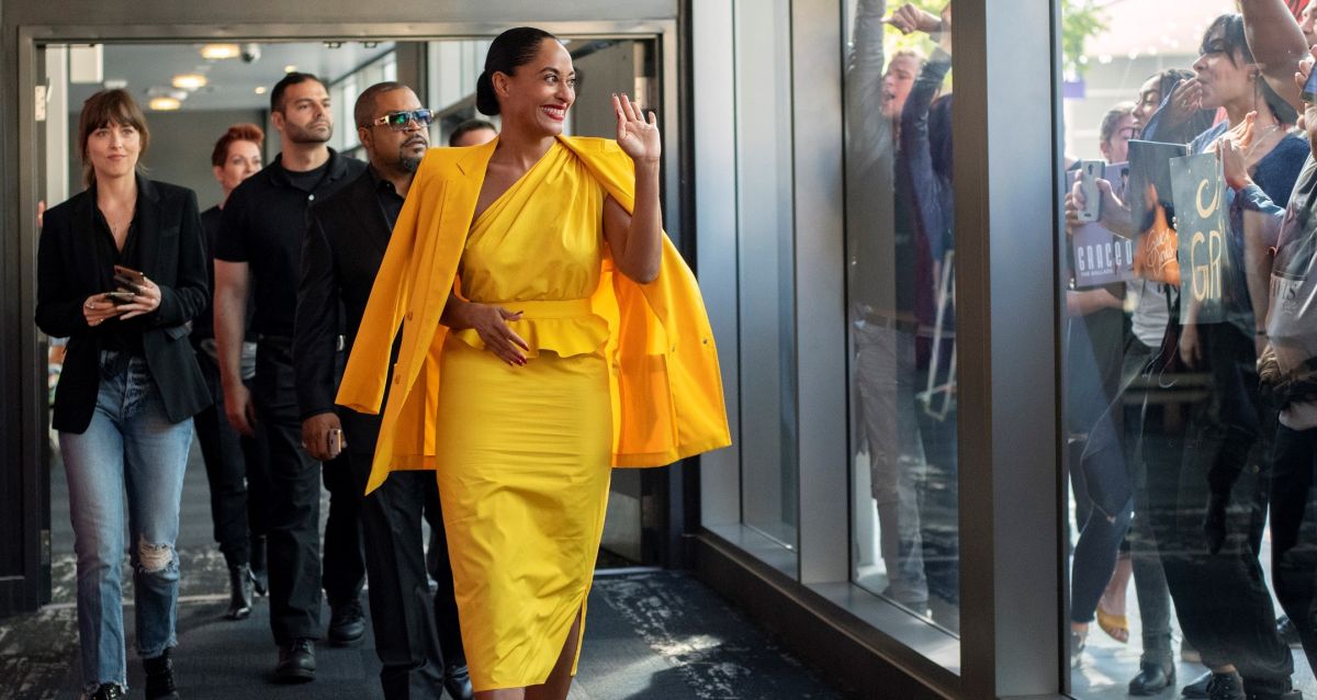 ▲崔西艾莉絲羅斯（中）在片中扮演超級巨星。（圖／UIP）

