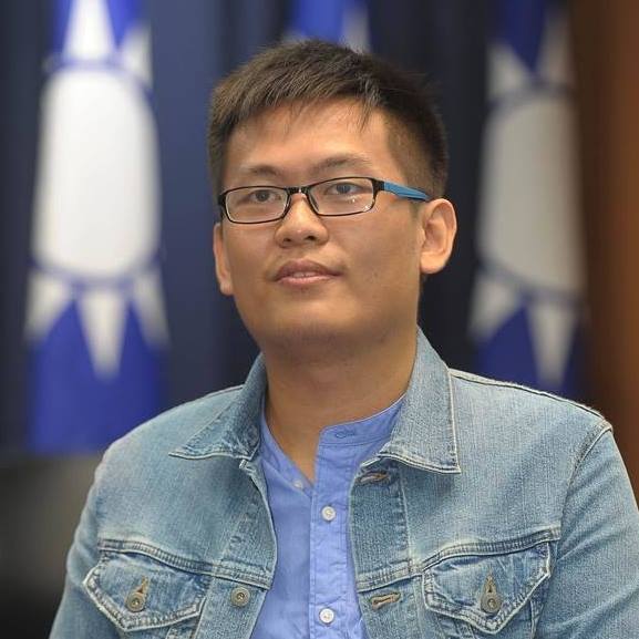 ▲李眉蓁團隊向國民黨中央借將，由前青年團長呂謦煒任發言人。（圖／翻攝自呂謦煒臉書）