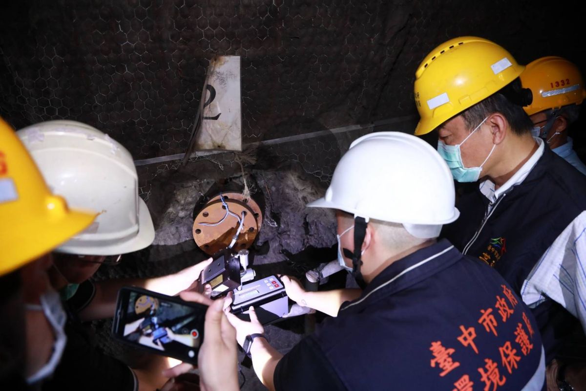 ▲台中市副市長黃國榮率隊稽查中火運作情形(圖／市政府提供2020.6.27)