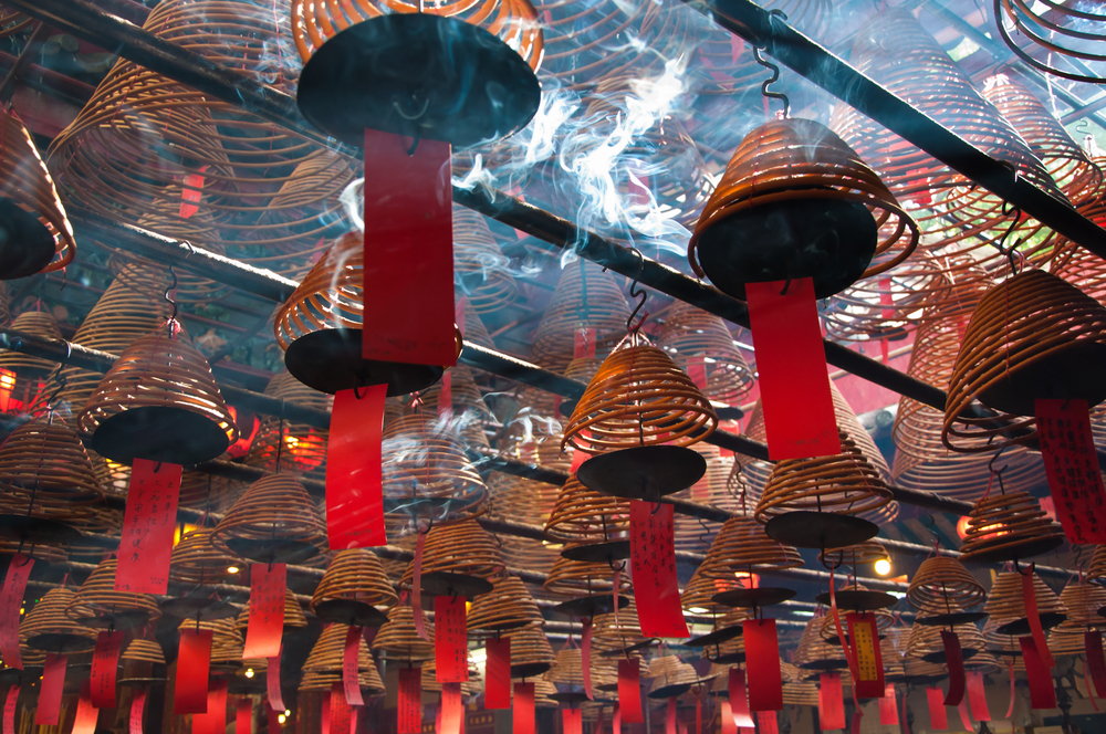 ▲寺廟香環的背後意義。（圖／shutterstock）