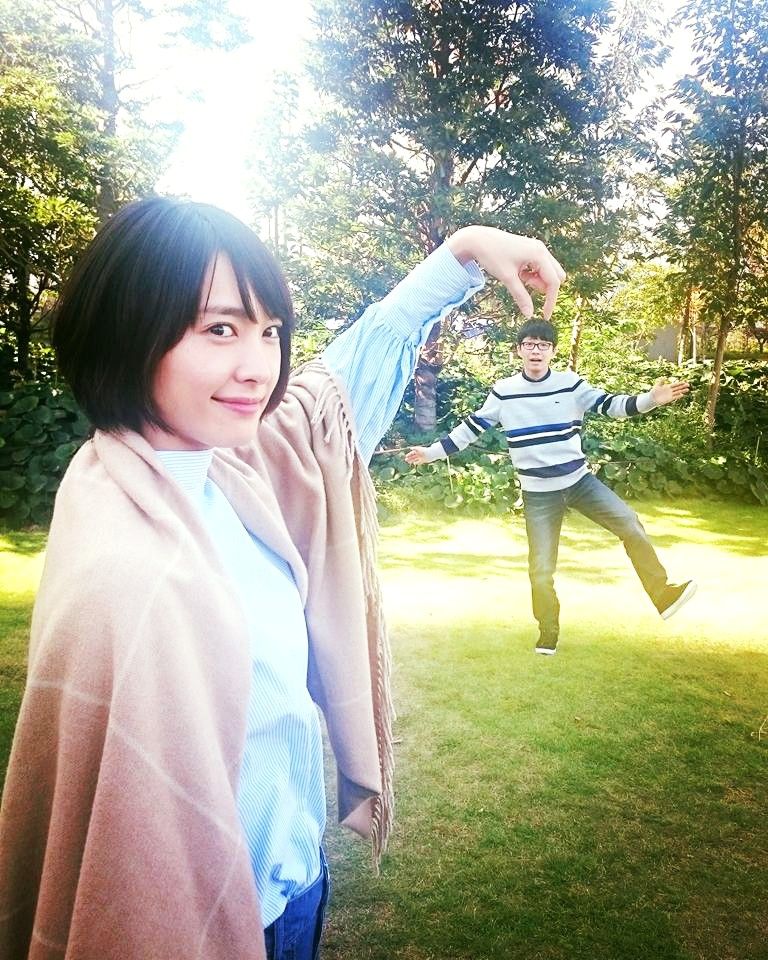 ▲新垣結衣(左)因《月薪嬌妻》爆紅。(圖/月薪嬌妻官網)