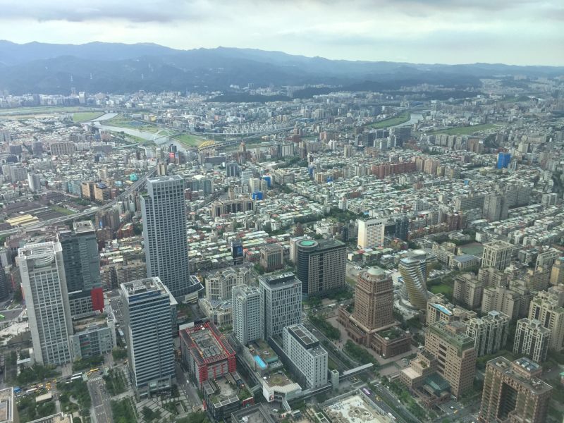 ▲據信義房屋統計,今年6月因台灣疫情和緩和低利率,讓買氣反彈。(圖/信義房屋提供)