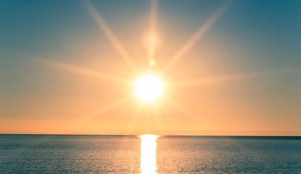 ▲台灣#MeToo事件爆不停，命理師預言名人圈風暴將燒半年，而「6星座」夏至迎幸運之神。（示意圖／shutterstock）