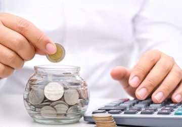 ▲原PO分享「3項無痛存錢方法」，讓她出社會三年就存到第一桶金，還與丈夫一起買了總價620萬的房子。（示意圖／NOWnews資料照）