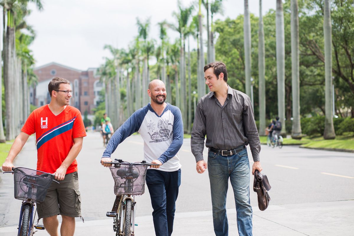 ▲教育部目前初步預估，今年約3千名學生受到疫情影響，選擇放棄台灣學籍。（示意圖／NOWnews資料照）