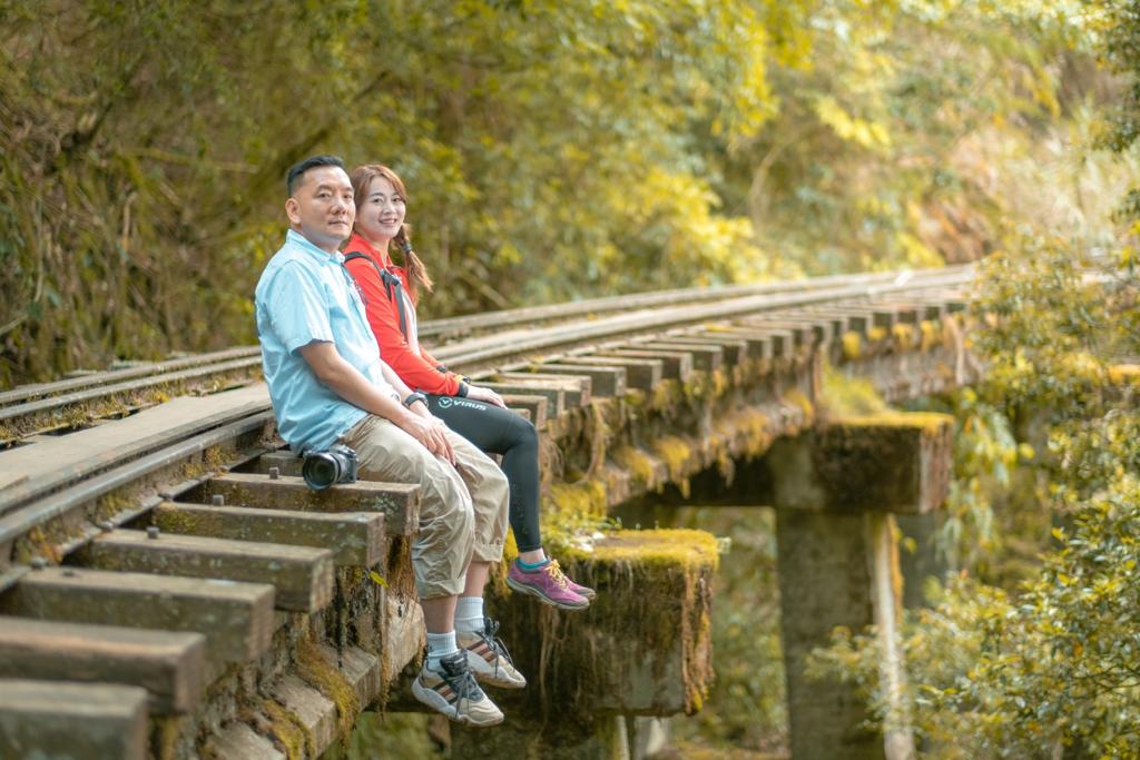 ▲魏華萱（後）與田定豐一起拍攝攀岩紀錄短片。（圖／混種時代提供）