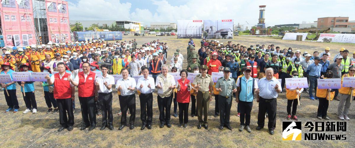 ▲彰化縣實施109年全民防衛動員暨災害防救演習，演習以震災為主軸，動員防救災參演人員都很認真演練。（圖／記者陳雅芳攝，2020.07.02）