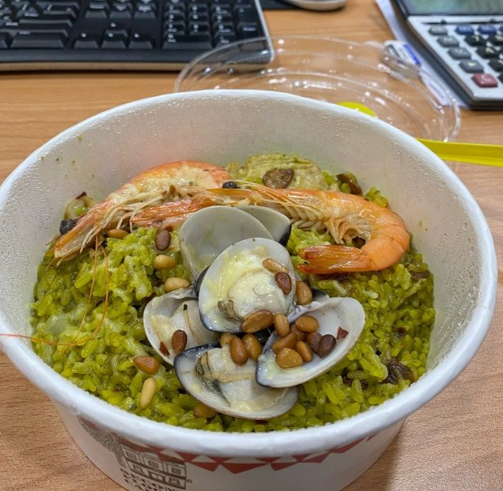 ▲令網友傻眼的燉飯。(圖/翻攝自