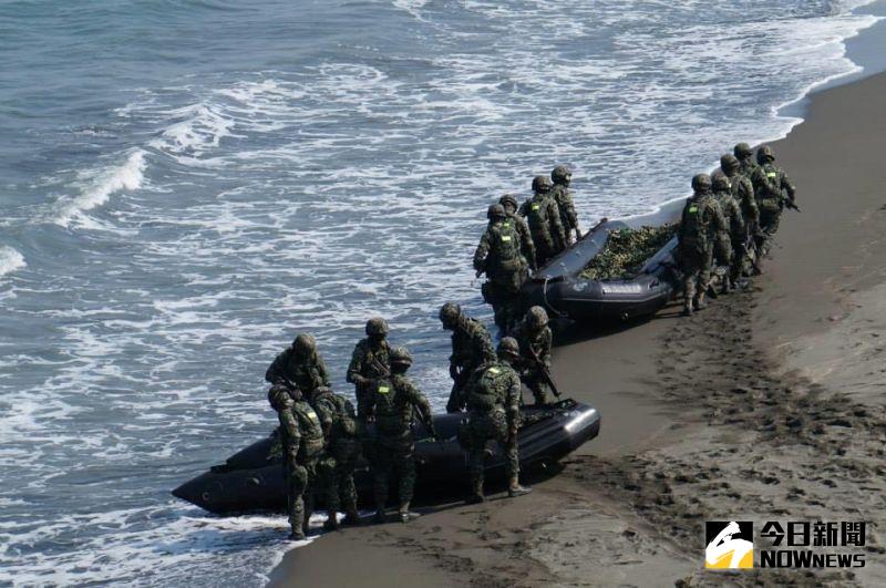 ▲海軍陸戰隊99旅操艇演練傳翻覆意外,造成3人昏迷送醫。(圖/NOWnews資料照)