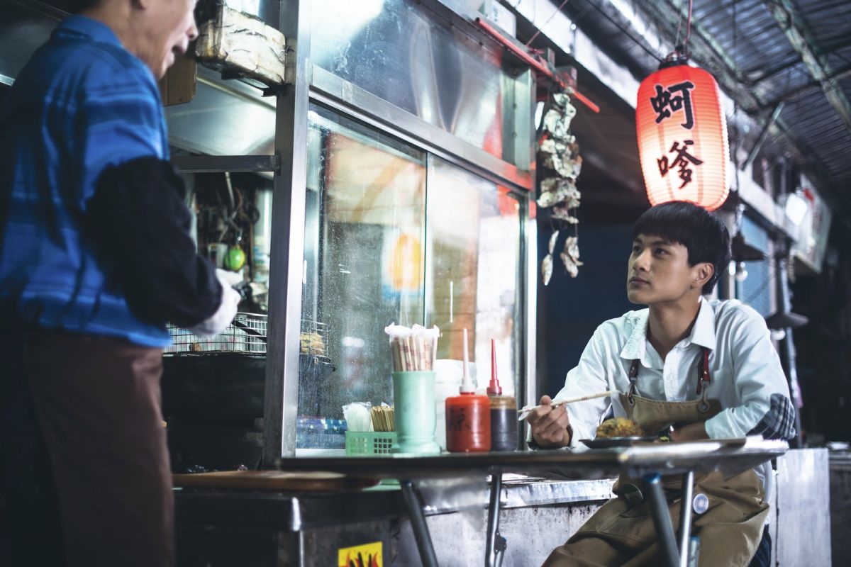 ▲李冠毅吃蚵嗲吃到怕。（圖 / 華視提供）