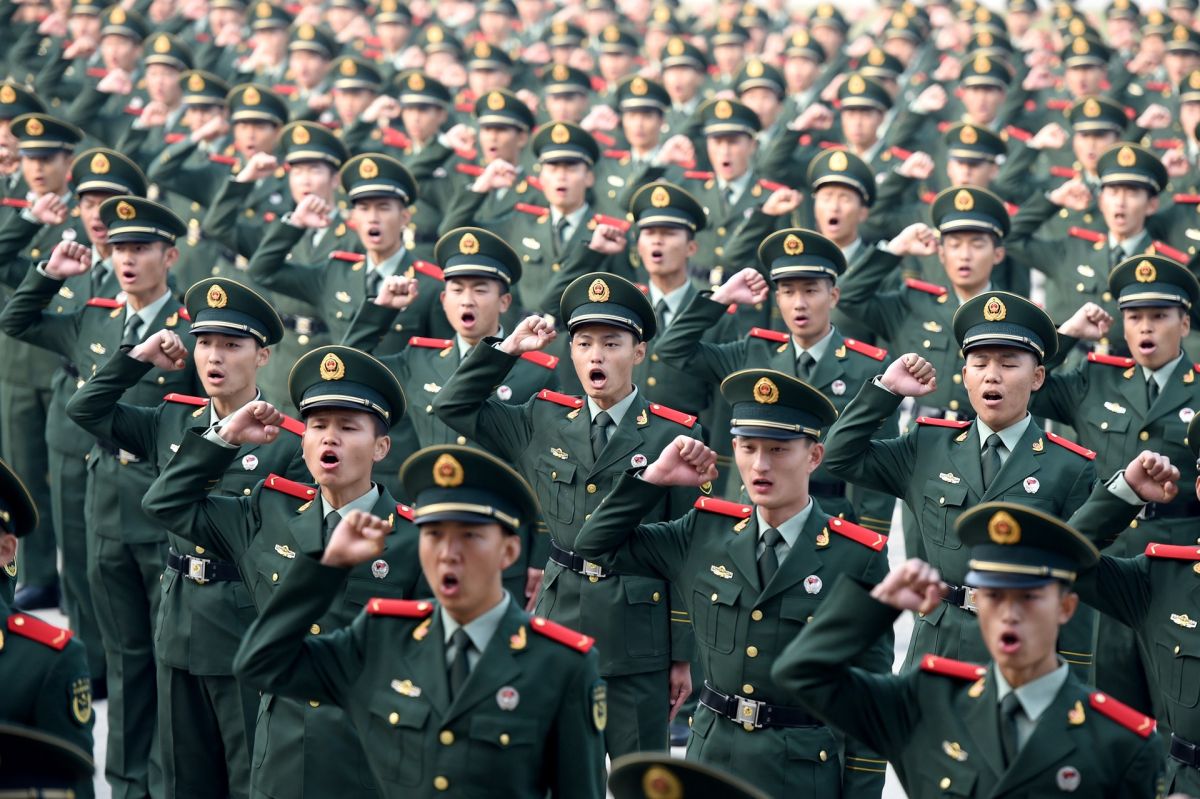 ▲日本媒體《共同社》引述中國消息，稱北京將派約300名武警以觀察員身份常駐香港。（圖／翻攝自中新社）