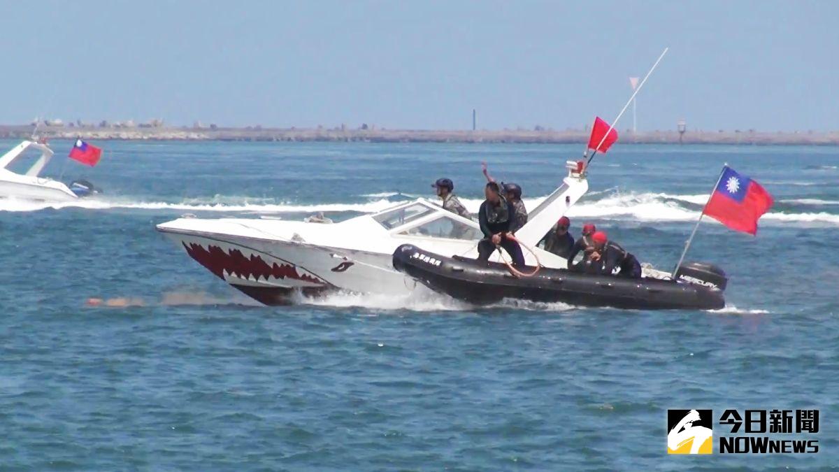 ▲海軍司令部今(5)日表示，「聯合登陸作戰」操演意外落海官兵蔡博宇上兵，經醫院積極搶救後，仍告不治。(圖／NOWnews資料照片)