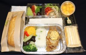 飛機餐被嫌又貴又難吃！航空公司認了6關鍵　「這高度」食之無味
