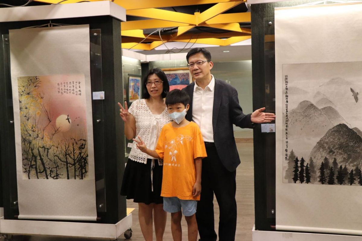 ▲「異、起飛！雙殊學生美術聯展」，台中教育大學附設實驗國民小學實小藝廊今展出(圖／柳榮俊翻攝2020.7.6)