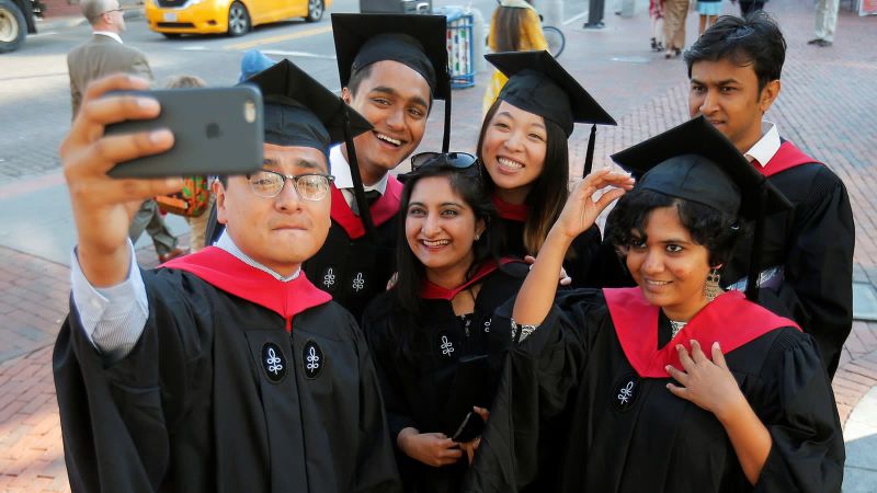 ▲美國 IIE 統計，在美留學的海外學生大部分來自亞洲國家。（圖／翻攝自《日經新聞》）
