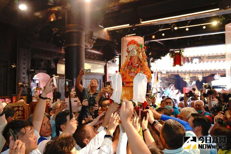▲恭迎白沙屯拱天宮媽祖到北港朝天宮進香。(圖/記者洪佳伶攝,2020.07.08)