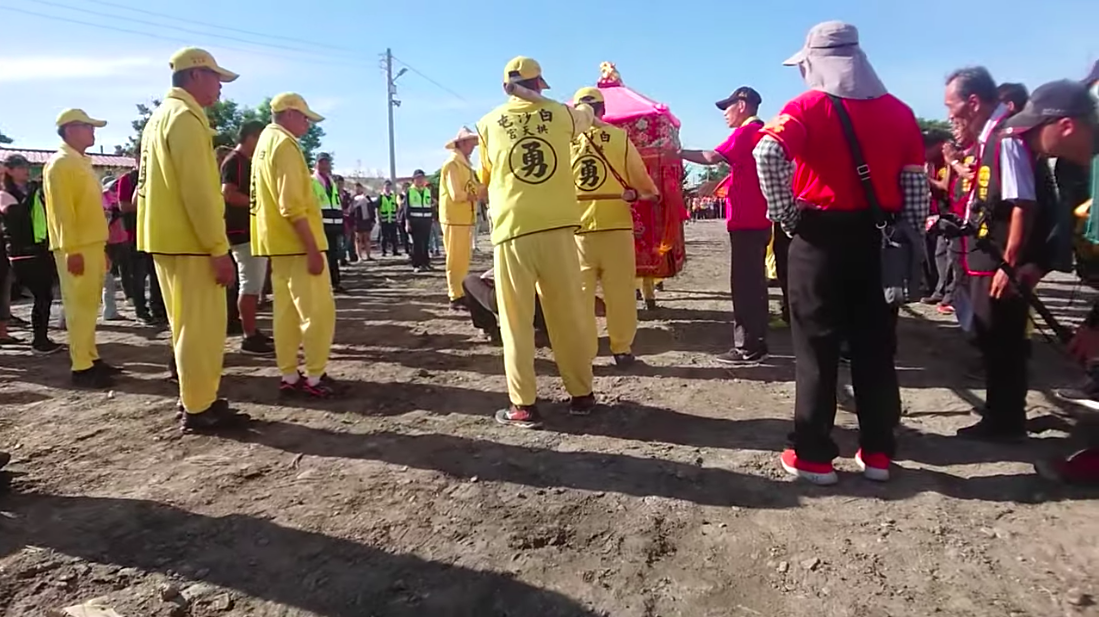 ▲媽祖熱心踏廟地。（圖／翻攝自白沙屯媽祖網路電視台）