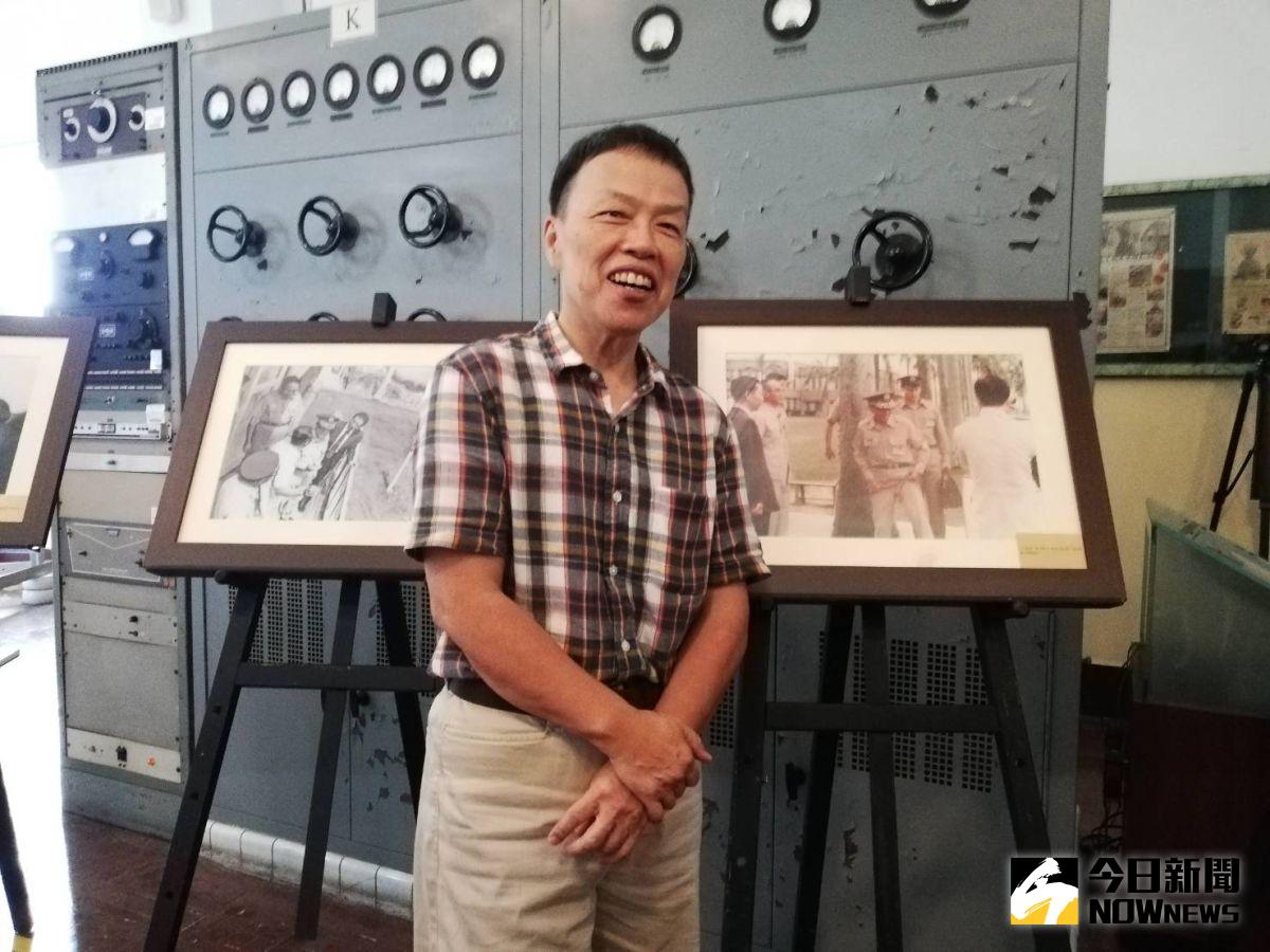 ▲名導演王小棣父親為前陸軍上將王昇，在國家廣播文物館典藏老照片中喜見父親身影。（圖/記者邱嘉琪攝，2020.07.11）