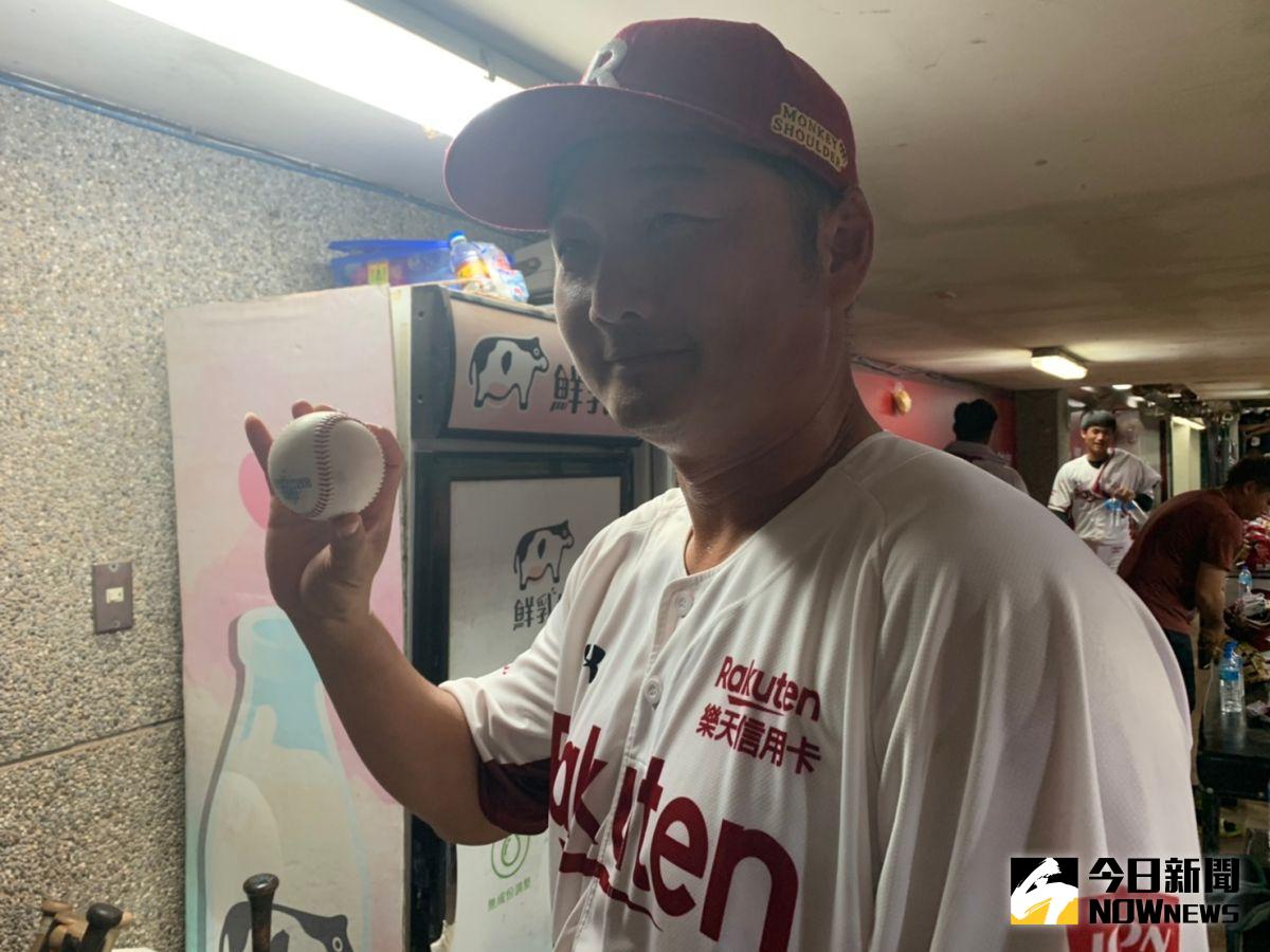 ▲樂天桃猿總教練曾豪駒。（圖／記者吳政紘攝 ）