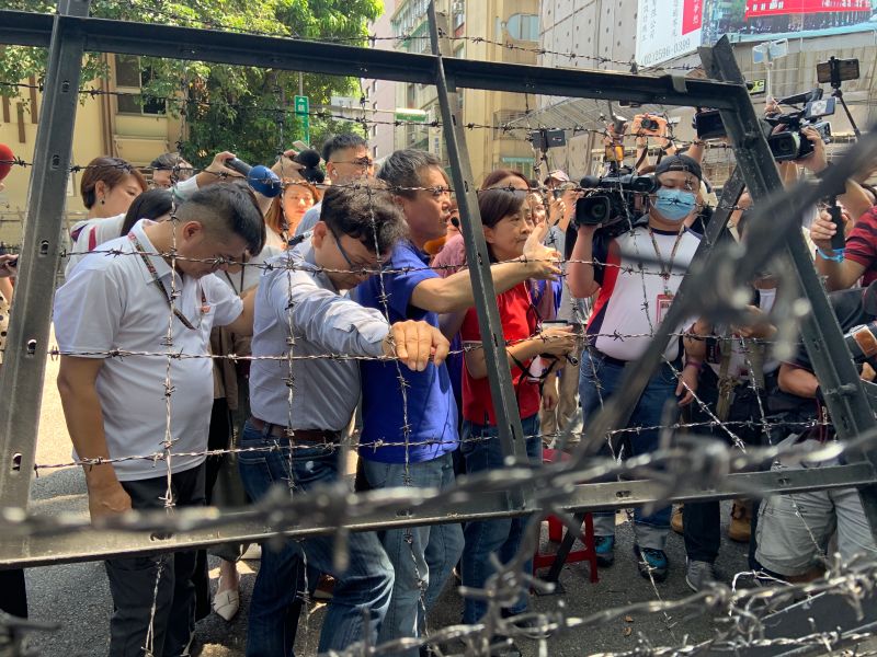 ▲國民黨團總召林為洲認為如果民進黨覺得這次提名理直氣壯、人民支持,那就不會架拒馬。
