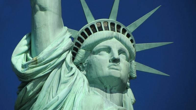 ▲美國政體是世界各國仿效的對象，圖為自由女神像。(圖/pixabay)。