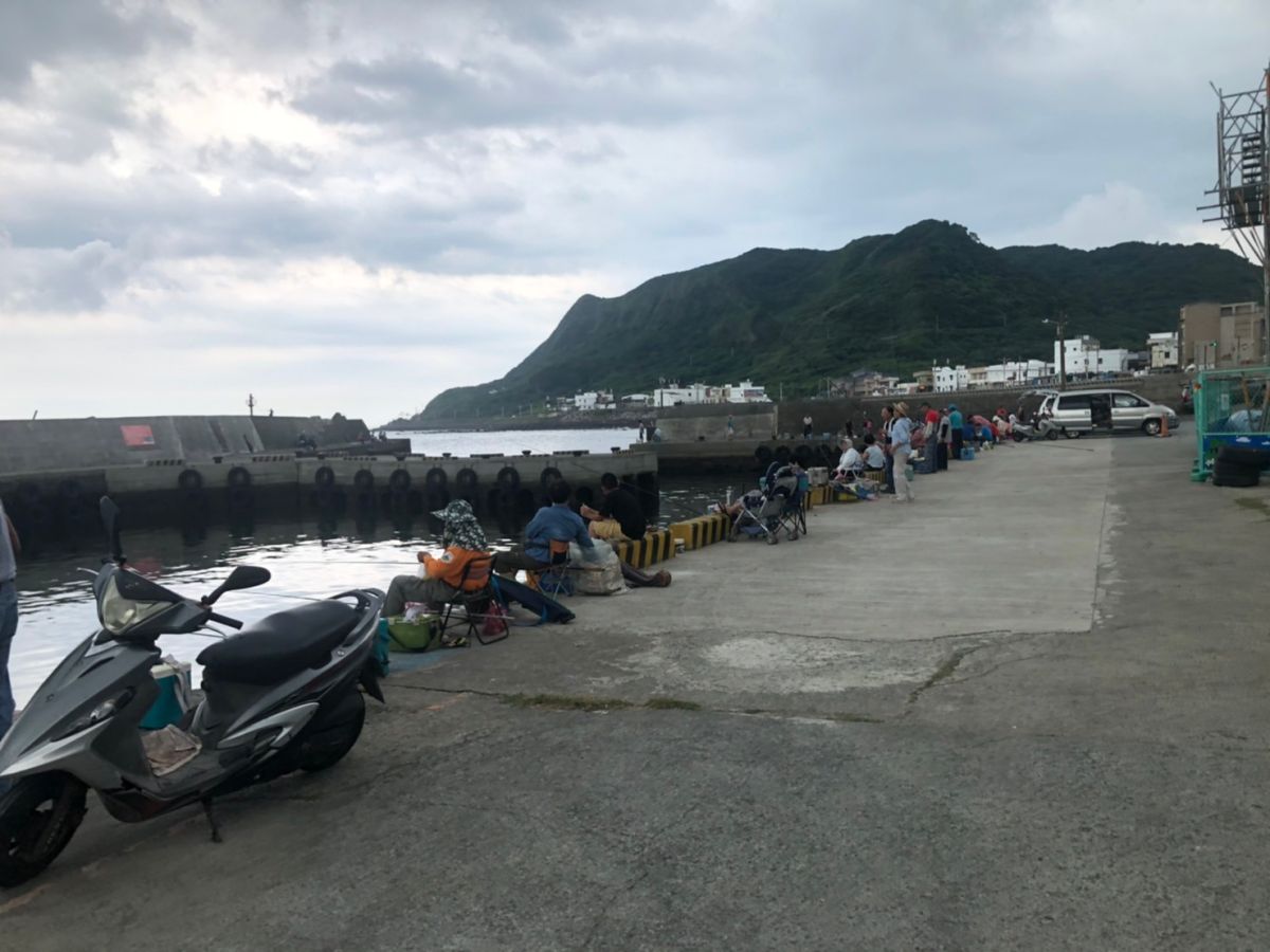 ▲新北市政府為推動漁港轉型活化，推動青春山海線嗨漁港－草里釣魚吧系列活動。（圖／新北市漁業處提供）