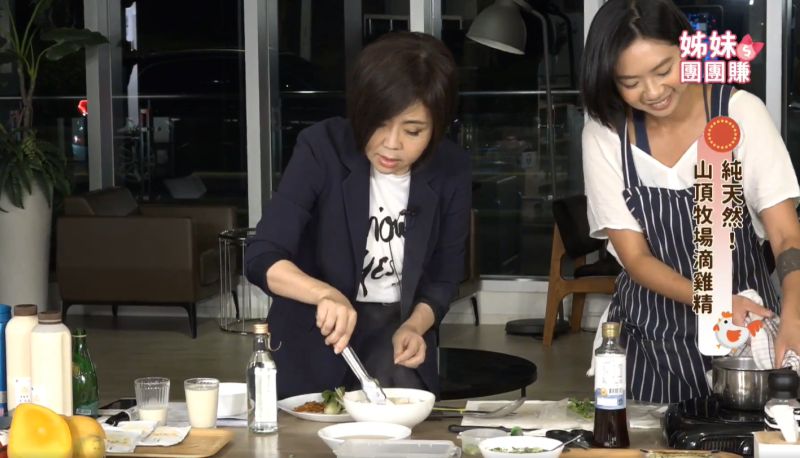 ▲于美人現身直播叫賣小農產品。(圖/翻攝姊妹淘直播)