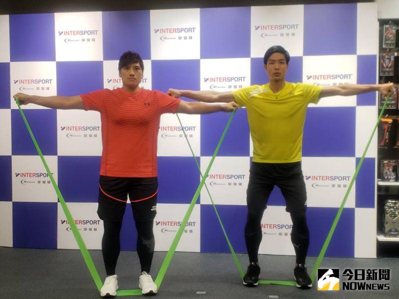 ▲拳擊女將陳念琴和羽球「一哥」周天成。(圖/黃建霖攝)