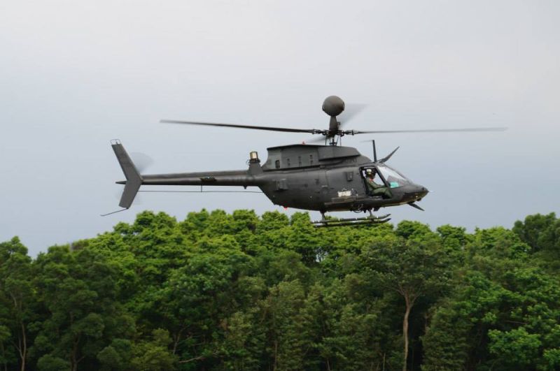 OH-58D直升機警告燈異常緊急迫降　航特部：人機平安