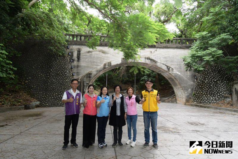 ▲防空地道有3處出口,地方上一直希望能像1895八卦山抗日保台史蹟館一樣,整理發展為觀光資源。(圖/記者陳雅芳攝,2020.07.16)