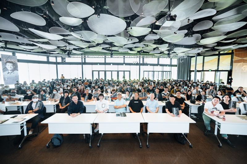 ▲「2020金馬電影大師課」第一梯次系列課程圓滿落幕,中間前排左起﹔張震、黃文英、廖慶松、李屏賓、杜篤之、林強。(圖/金馬執委會)
